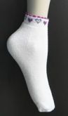 005-Meia Socket Feminina Atoalhada Picot Bordada